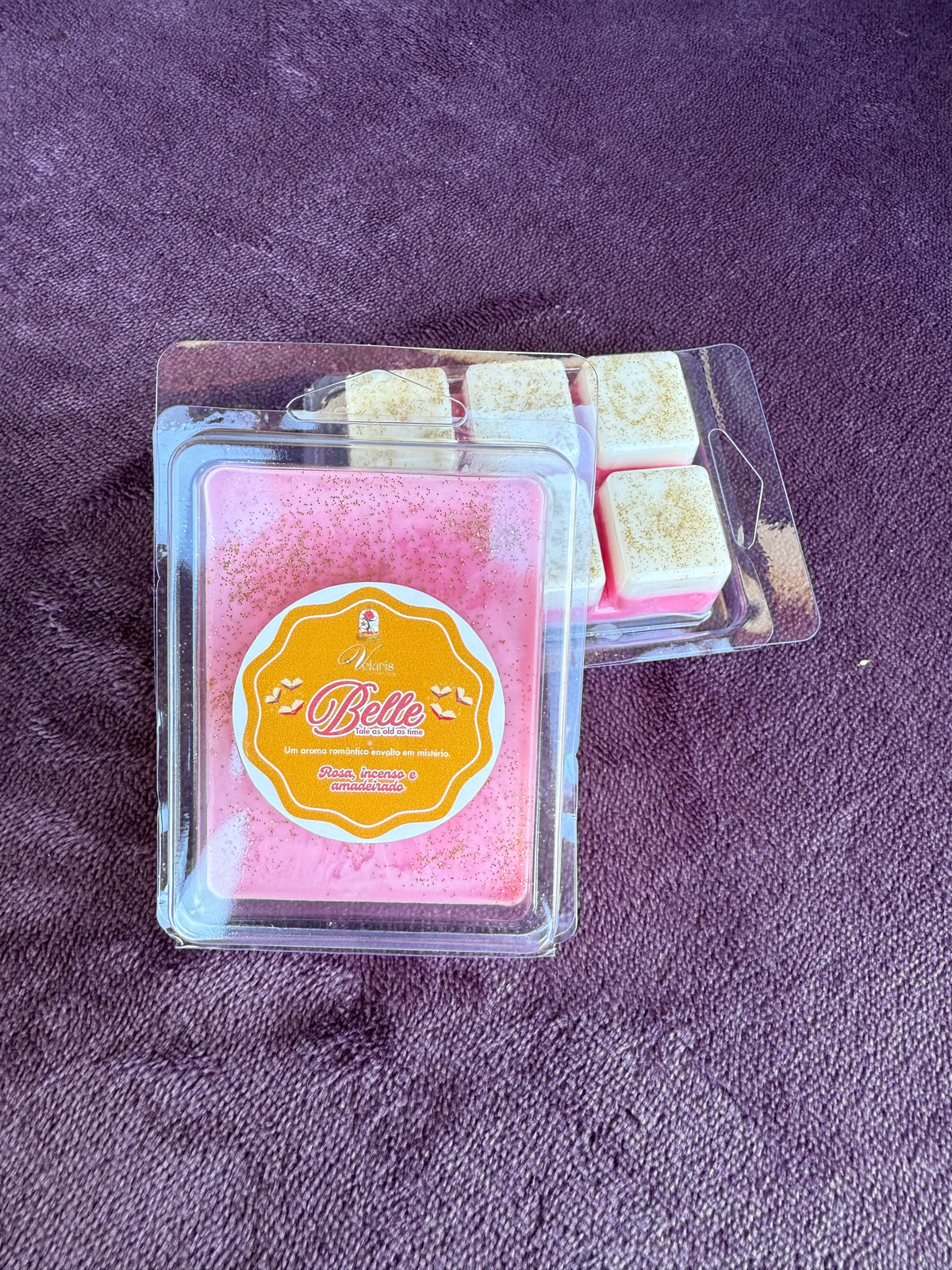 Wax Melts Belle: Rosa, incenso e amadeirado🥀