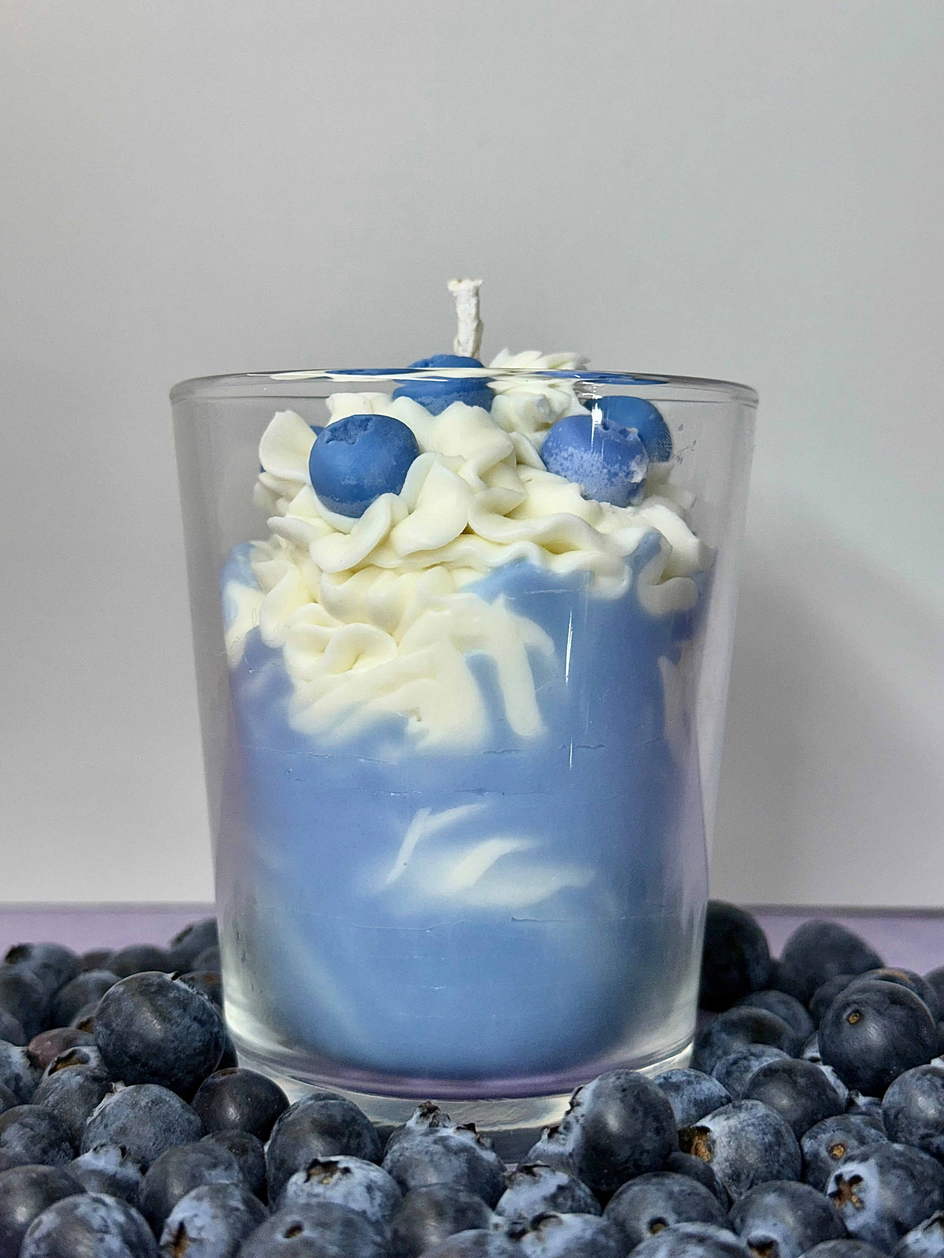 ONLY HOES CAN SMELL THIS CANDLE