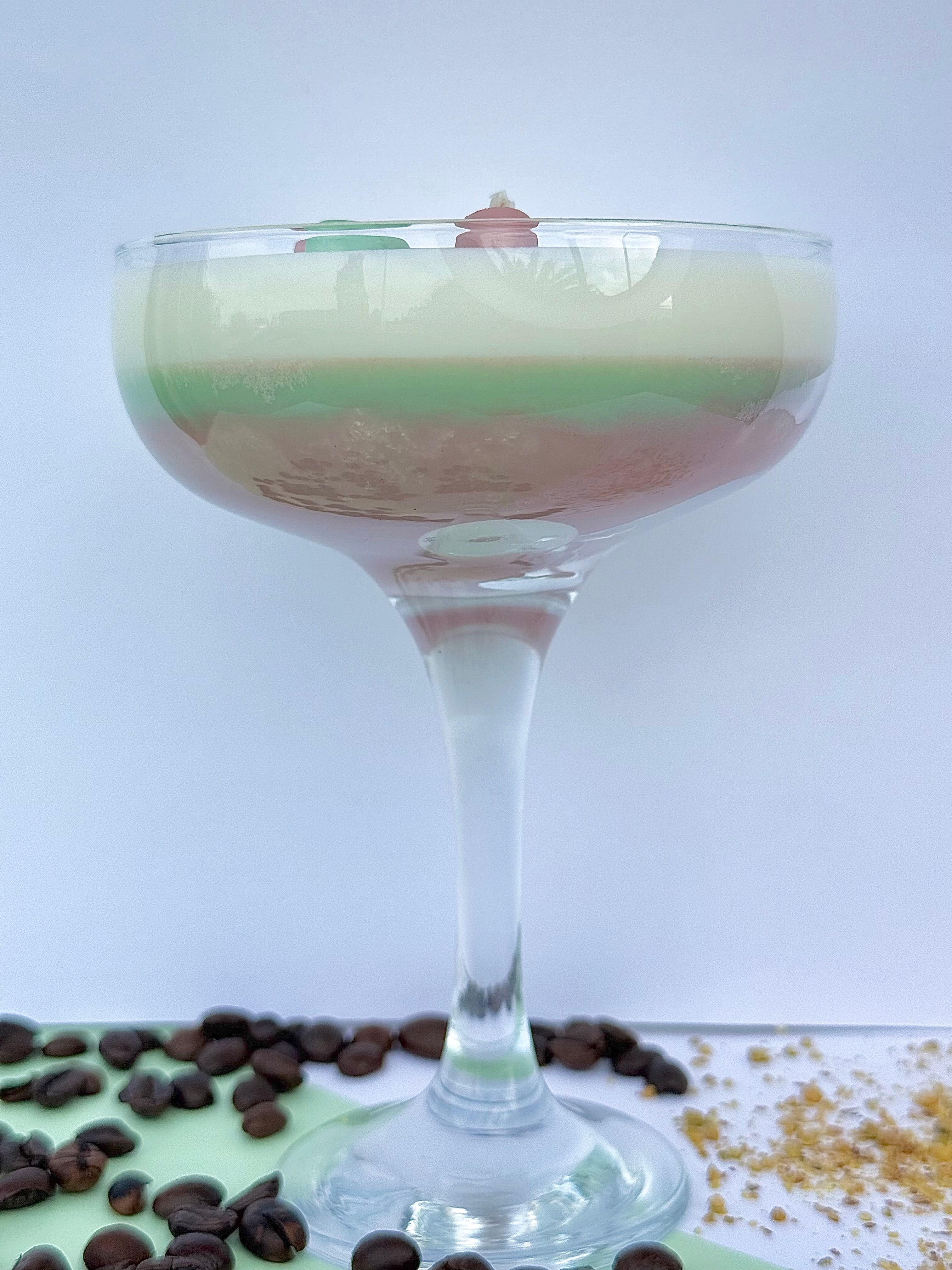Vela Tiana: Pistachio expresso martini 🍸 🐸