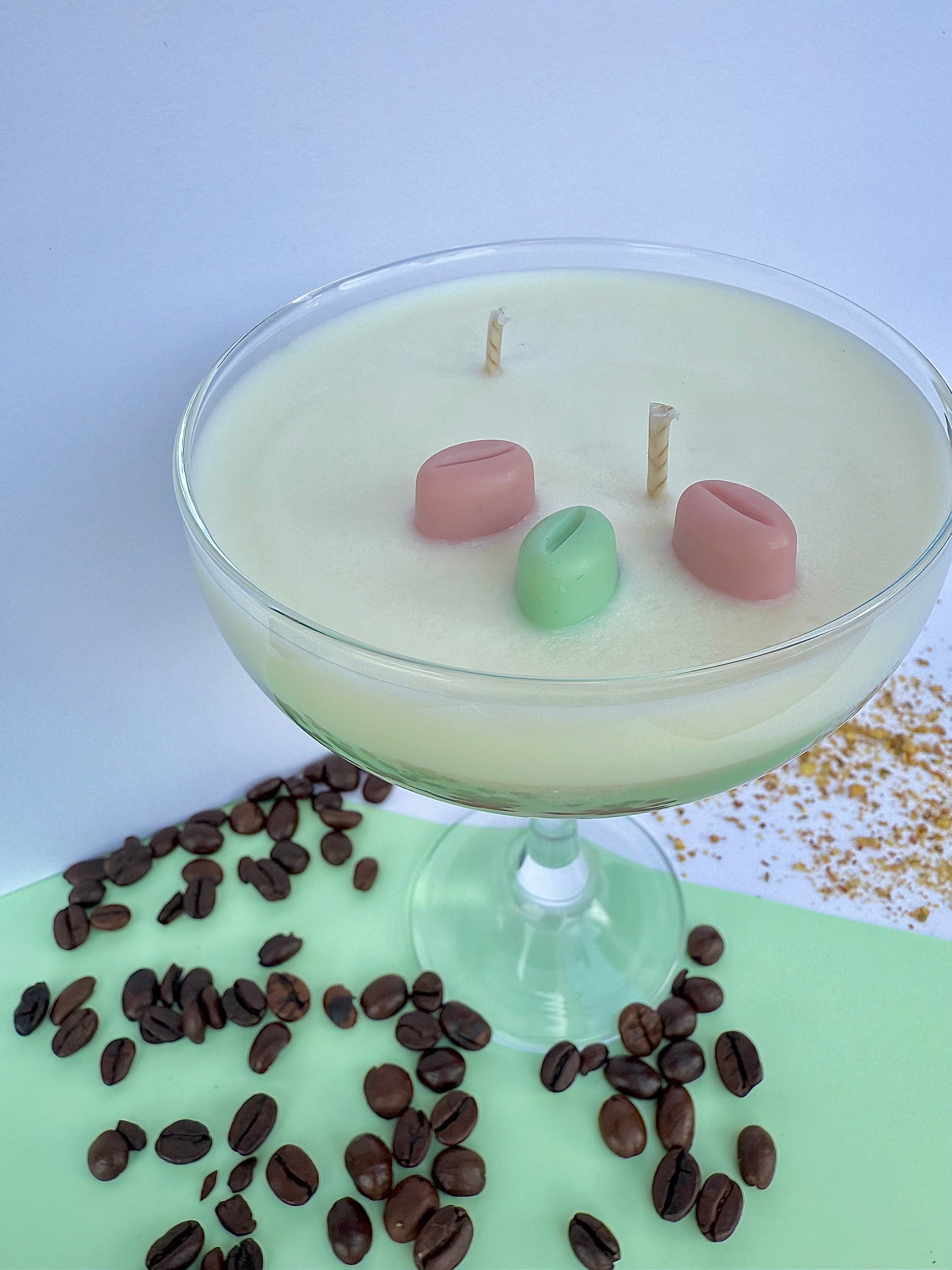 Vela Tiana: Pistachio expresso martini 🍸 🐸